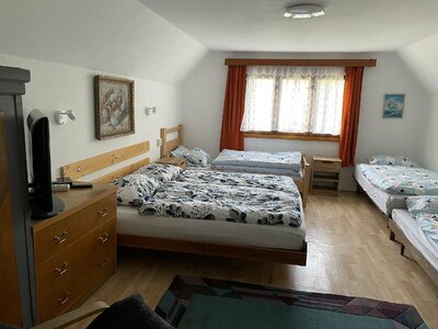 Soukromí pod skalami