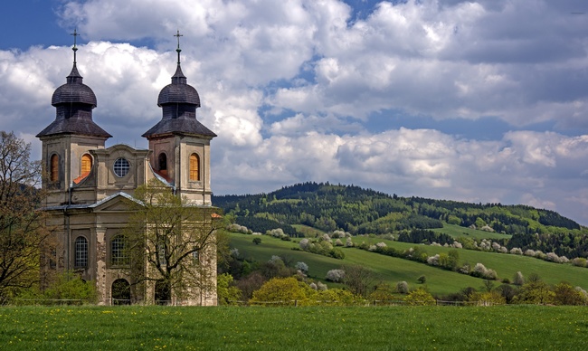 Otevřené kostely tzv. broumovské skupiny