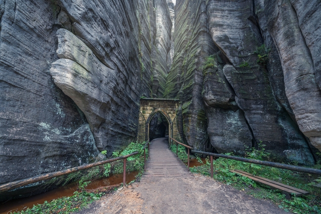 On April 1, the online sale of tickets and parking at the Adršpach Rocks will become available. This will help to break up the number of visitors and traffic