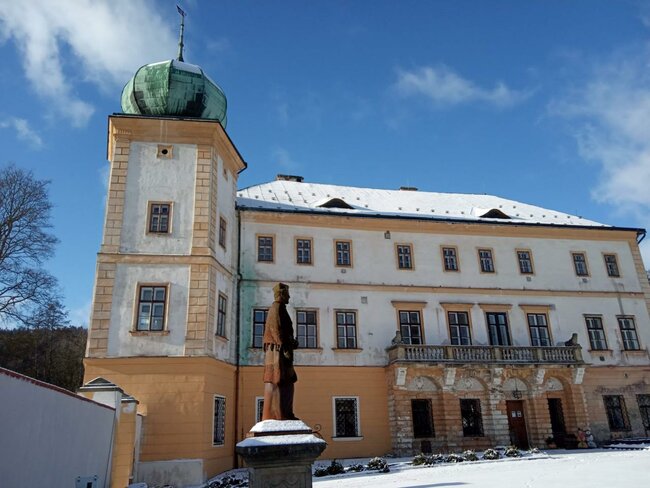 Zámek Adršpach v zimě