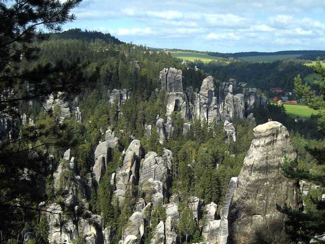 Do Adršpašsko-Teplických skal zezadu