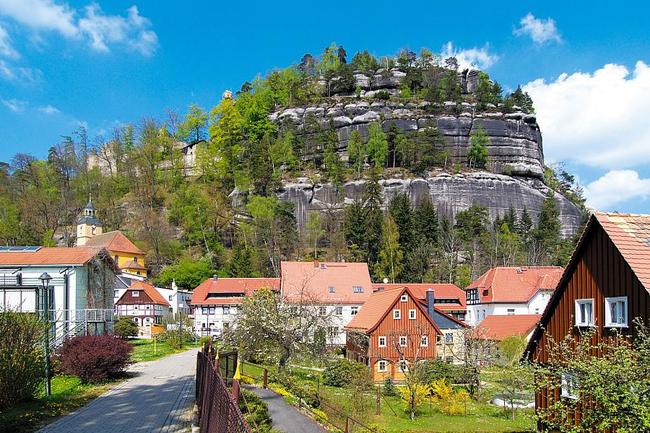 Oybin a skalní ulice v Lužických horách