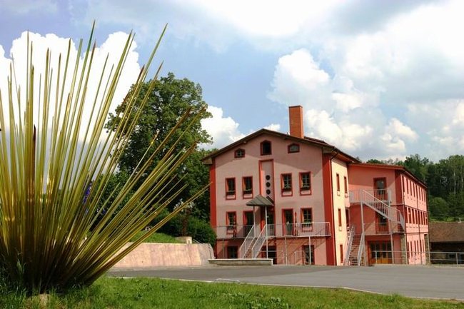 Sklárna Ajeto Lindava