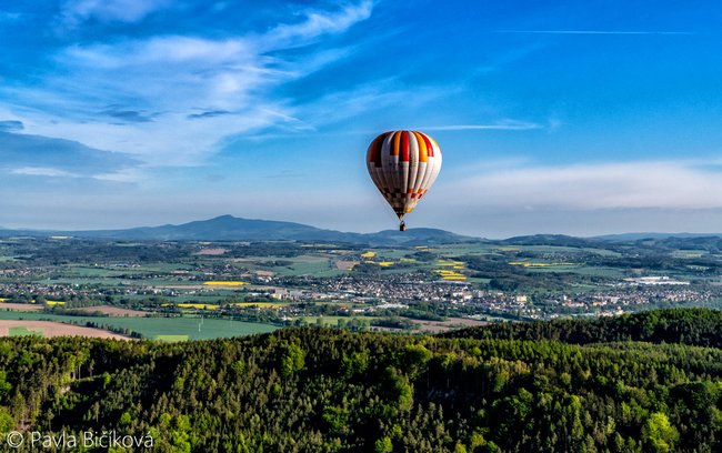 Lety balónem nad Českým rájem
