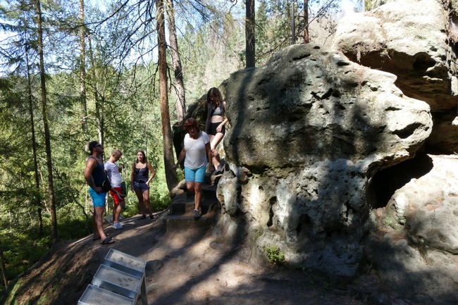 Kyjovské údolí se skalní stezkou