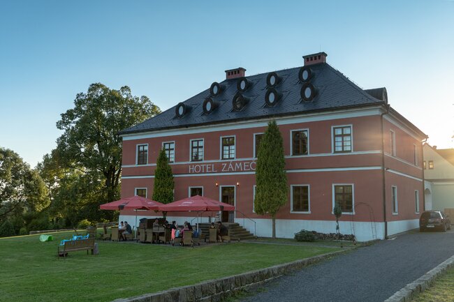 Wellnes Hotel Zámeček